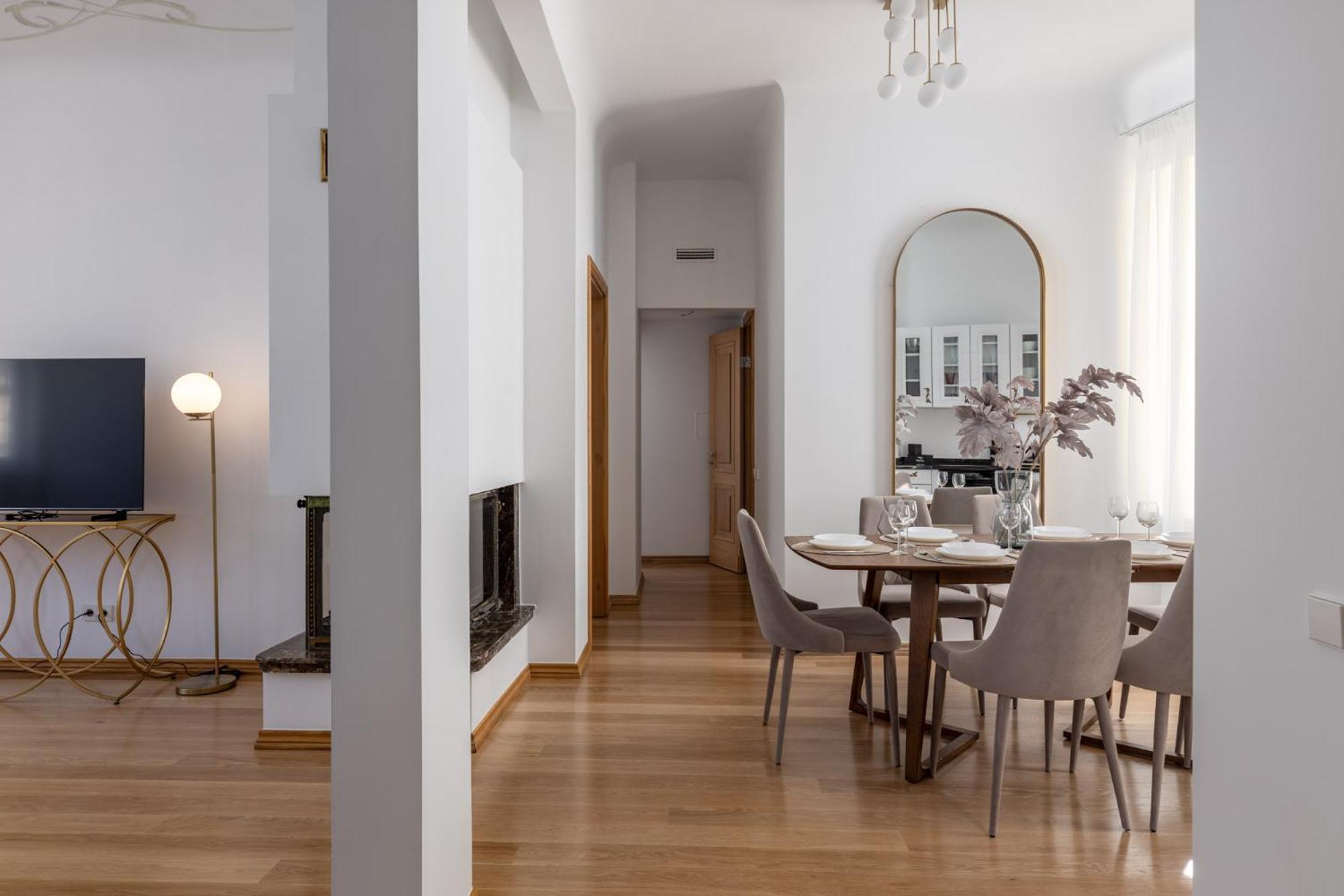 Art Noveau Old Town Apartment Riga